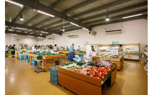 産直あぜみち店内の様子