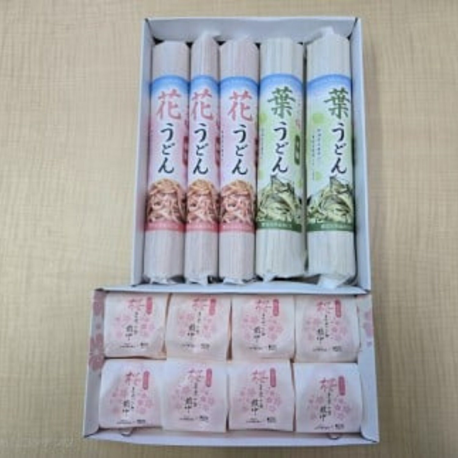 【ふるさと納税】 うどんと最中セット ( ごせん桜うどん 花3把 葉2把・桜まるごと最中8個 ) | お取り寄せ グルメ 食品 プレゼント ギフト 新潟県 五泉市 五泉市観光協会・エヌエスアイ共同事業体