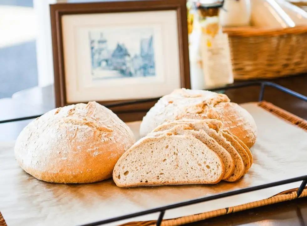 パン 3種から選べる一升サイズのドイツパン 一升餅の代わりに選ばれる新しいお祝いのカタチ