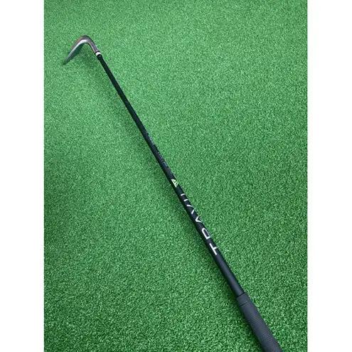 【福岡市】Abi Wedge ホワイトクロムメッキ58°　シャフト フジクラTRAVIL（105S）女性クラフトマンの阿比留俊子　設計・デザイン