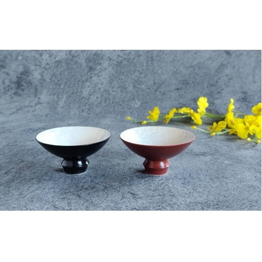 有田焼 至福の盃 ペア ブラックパール・レッドパール【松尾陶器】酒器 盃 ぐい呑み お酒 和食器 食器 うつわ 器 おちょこ お猪口 赤 黒 セット 2個 24000円 A24-213_イメージ4