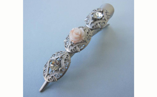 
                  珊瑚職人館の珊瑚のヘアアクセサリー12
                