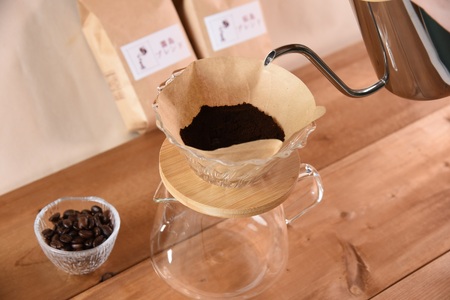 ＜【細挽き】ブレンドコーヒーセット 飲み比べ2種セット 4袋＞coffee 珈琲 朝 プレゼント 贈り物 2種 ホット 豆 細挽き 中挽き 粗挽き お好み ドリップ お茶の時間 休憩 カフェイン 袋 
