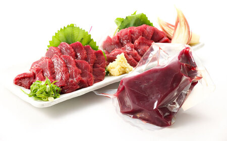 『純国産』熊本の味 上赤身 馬刺し 計約400g（約200g×2パック）ブロック チルド 冷蔵 タレ付き 【有限会社 九州食肉産業】[AYCN040]