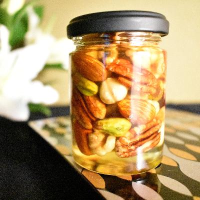 ふるさと納税 すさみ町 ナッツの蜂蜜漬【峠プレミアム　萌(MOE)】〜熊野古道　峠の蜂蜜×ナッツ |  | 01