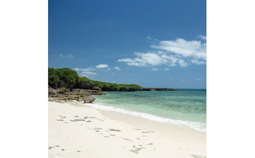 VR01　【宮古島】VillabuResort 宿泊クーポン券30,000円分