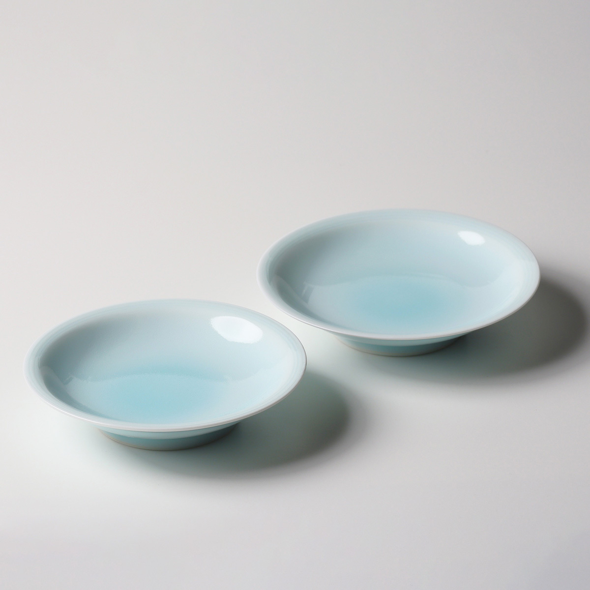 有田焼 青磁線彫豆皿 ペア【佳秀窯 西山正作 】食器 器 うつわ 豆皿 ろくろ 伝統工芸 bs029_イメージ2