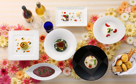 食事券 チケット ホテルレストラン ランチお食事券 (4名様分） イタリア料理 パスタ 肉 魚 デザート 石焼料理 日本料理 東京 ホテル レストラン ランチ 