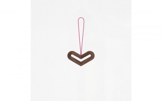 旭川家具 コサイン cosine STEPSオーナメント　HEART　ウォルナット【 旭川家具 北海道 旭川市 木製 家具 小物 アクセサリー オーナメント 家具 かぐ カグ furniture FURNITURE 掛け飾り シンプル ナチュラル 手作り 北欧 天然木 無垢 】_05790