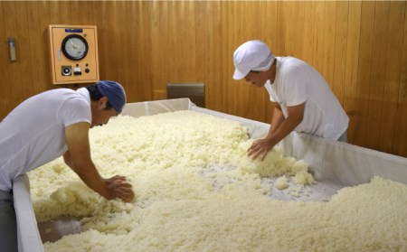 【3回定期便】【からくち三千盛】三千盛 純米大吟醸 1.8L 日本酒 ご当地 お取り寄せ  [TBC006]