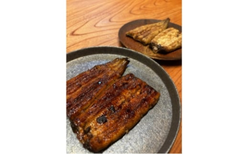 国産うなぎ蒲焼、白焼き　各1パック(1尾ずつ)【1625058】