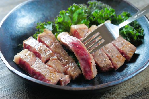 【年間10頭!】大川原高原牛 特選ロースステーキ 250g×2枚 計500g 冷凍便 肉の藤原 《30日以内に出荷予定(土日祝除く)》和牛 希少 大川原高原 牛肉 焼肉  ロース 牛肉 ステーキ 贅沢