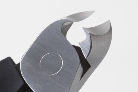 [SUWADA（スワダ）] 新型 つめ切り ソフト 滑りにくく 軽い力で切れる  燕三条製 【021P001】