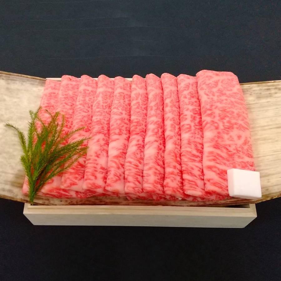 長期肥育米沢牛「鷹山牛」ロースすき焼き500g　Ａ５等級（三越伊勢丹選定）