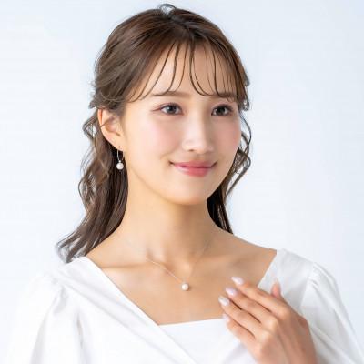 ふるさと納税 神戸市 【11月誕生石】無調色 アコヤ真珠 ブルートパーズ K10WG ペンダント ネックレス チェーン付 |  | 01