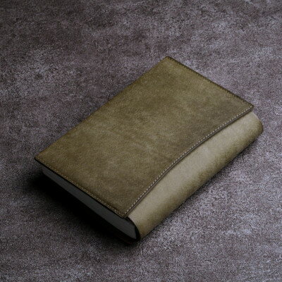 【ふるさと納税】【四六判:ソフトカバー】本革ブックカバー/イタリアンレザー・プエブロ(グリージオ/灰)【1562759】