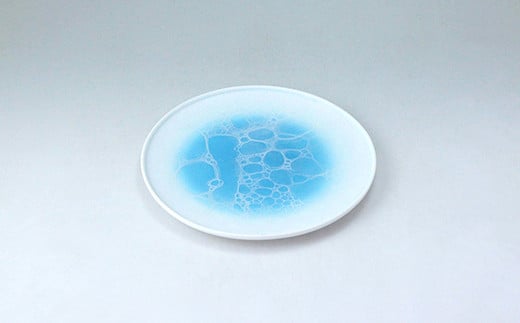 
            有田焼 泡 frame ラウンドプレート 16cm Blue【やま平窯】食器 器 うつわ 磁器 陶磁器 皿 プレート 取皿 中皿 ブルー 青 海 ギフト A18-139
          