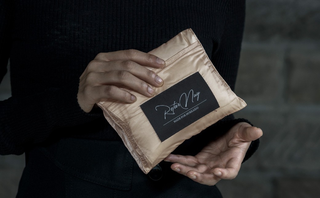 ＜UNISEX＞ 北海道ダウン ： RETAR NUY ／ レタールヌイ ［KOKARI ／ コカリ］ DOWN MUFFLER