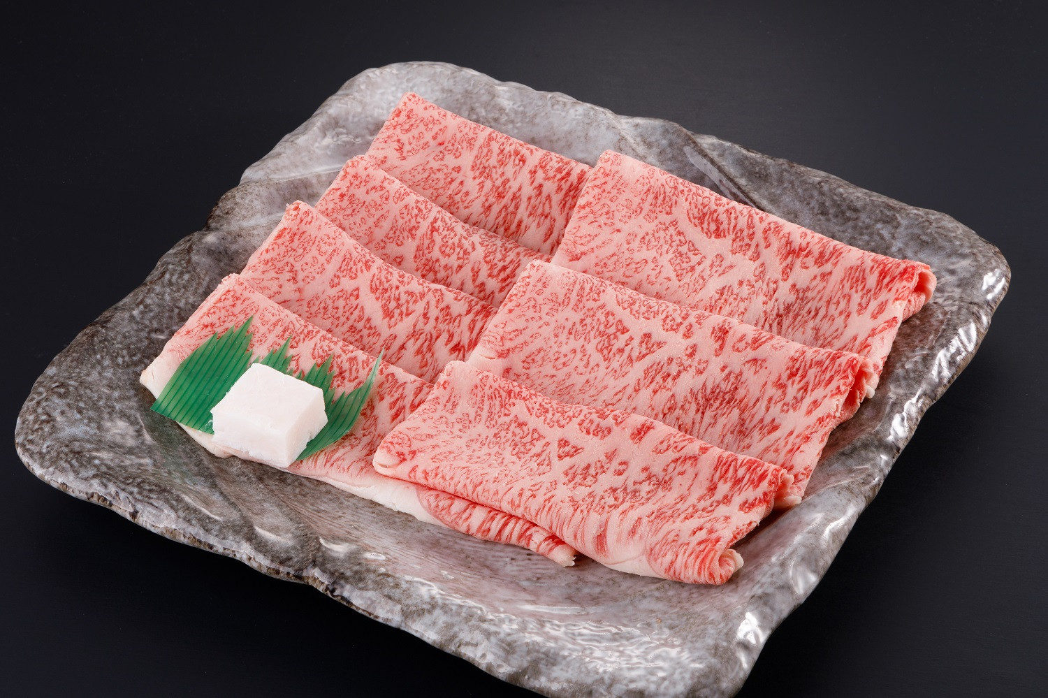 
国産 和牛 上総の特選牛肉「かずさ和牛」すき焼き肉400g〈君津〉
