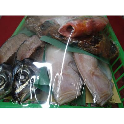 ふるさと納税 宮津市 海の京都 橋立やまいちの干物セット 贈答用 A[一夜干し、桜干し ギフト] |  | 01