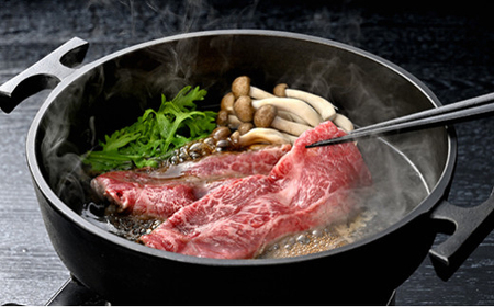 近江牛 すき焼き しゃぶしゃぶ 700g ロース カメチク 【FK02W】 近江牛 牛肉すき焼き