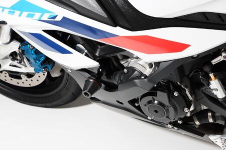 【AELLA】BMW S1000RR｜フレームスライダー((S1000RR ’23～) AE-68152 【カラー：レッド】［ 京都 バイク カスタム パーツ 人気 おすすめ ツーリング ライダー バ