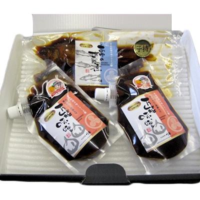 ふるさと納税 山県市 日本料理の味シリーズ詰合せ【万能みそ180g×2袋&amp;鮎の甘露煮2匹】