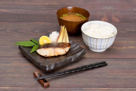 a10-1156　水産庁長官賞受賞 京都酒蔵 小分け 銀ダラの粕漬け 1切×4袋入