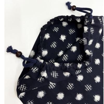 ふるさと納税 久留米市 久留米絣の大きな巾着袋(紺色/水玉格子柄) |  | 02