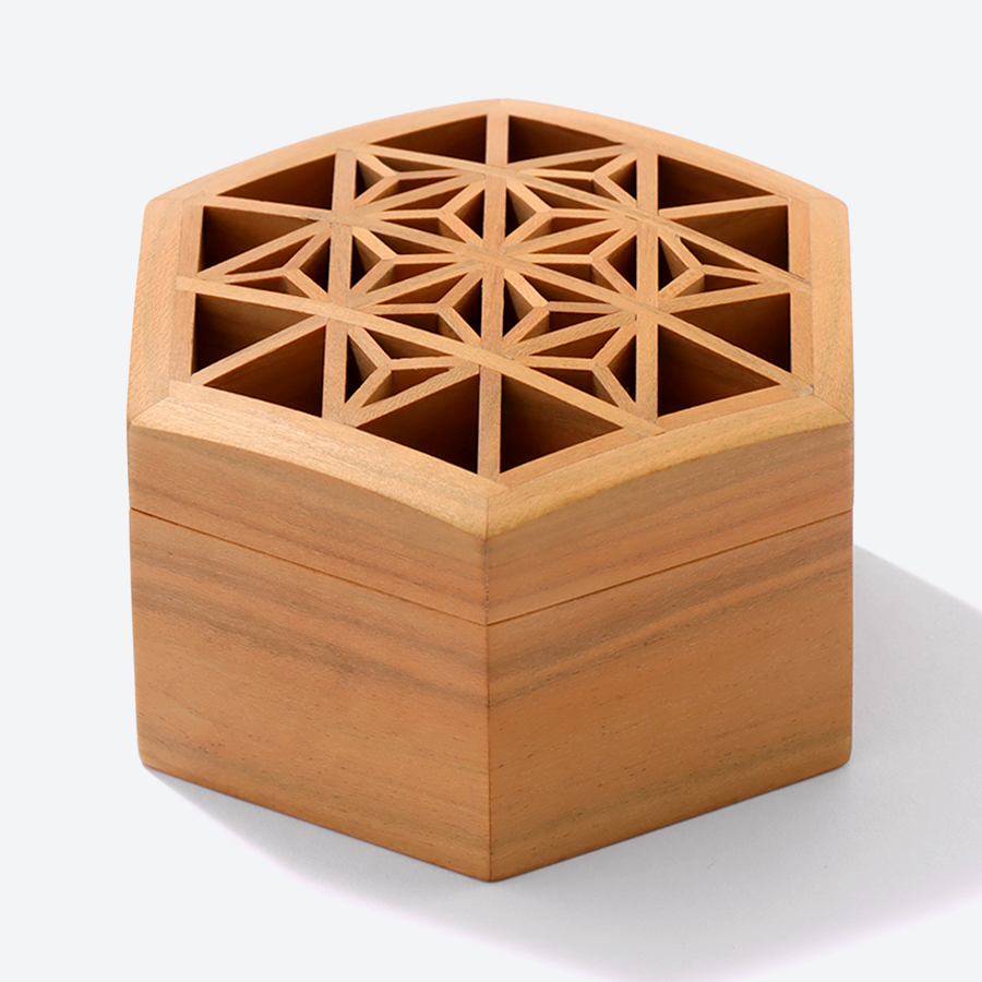 ＜Kinomo＞麻ノ葉六角小箱