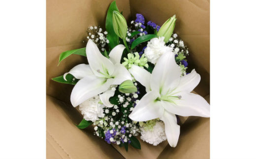 【定期便3ヶ月】日時指定可能 お供え用フラワーアレンジメント 【802】