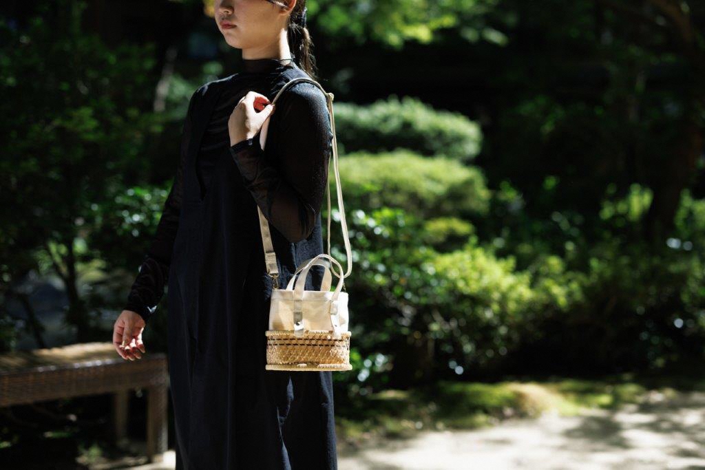 ふたえ籠サイズSホワイト（竹籠フレーム帆布バッグ）2X03081W