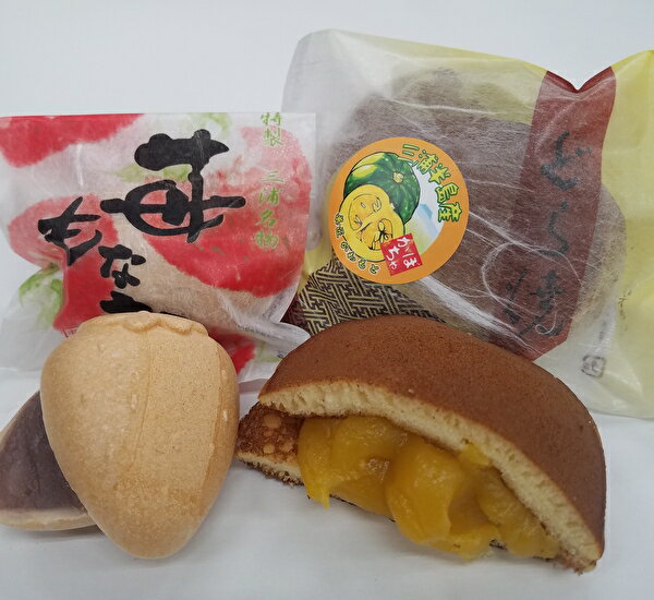 【ふるさと納税】 【手作り】苺もなかとかぼちゃどら焼き詰め合わせ【贈答対応】