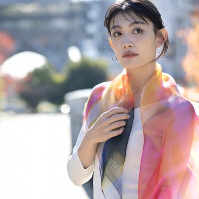 ふるさと納税 岐阜市 透きとおる絹に重なり合う色彩と光。　【シルクスカーフ】美濃友禅　—ミラクル—