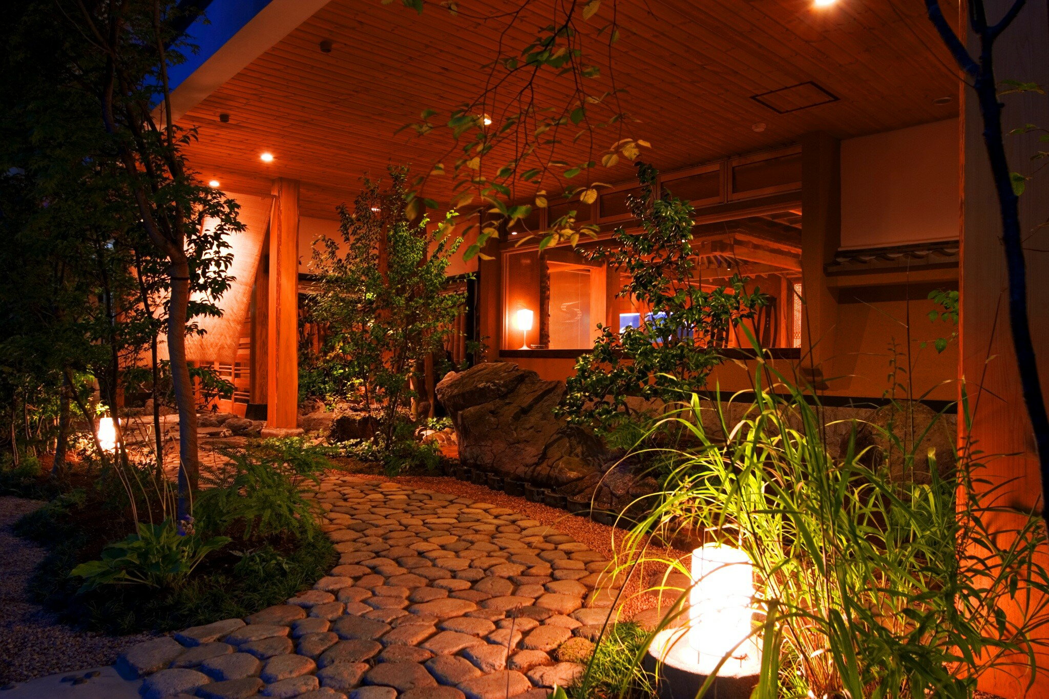 【ふるさと納税】信州戸倉上山田温泉 千曲乃湯 しげの家 宿泊無料券 (2名様和洋室/平日コース)｜ 宿泊チケット ペア 旅行 千曲市 長野県産 信州