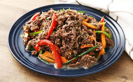 【全3回定期便】国産牛 プルコギ 約1.2kg (300g×4) ／ 肉 お肉 牛肉 牛 簡単調理 焼き肉 焼肉 韓国料理 グルメ 冷凍 惣菜 炒めるだけ 肉のマルシン 長崎県 長崎市
