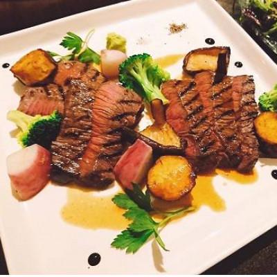 ふるさと納税 産山村 外輪　馬肉のたたき110g(サラダ仕立て用)(産山村) |  | 01