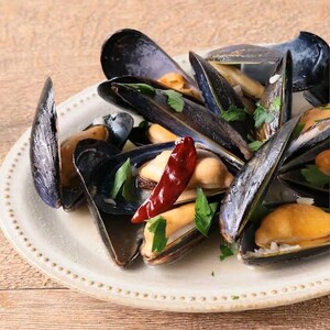 【令和7年1月より発送】三陸産ムール貝(生)1kg(20個前後)