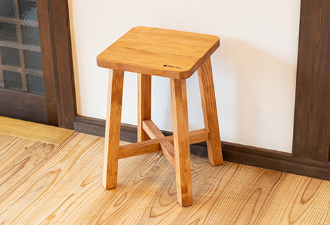 スツール　角型【キャメル】　高さ45㎝　幅30㎝　奥行30㎝【62-14【1】】