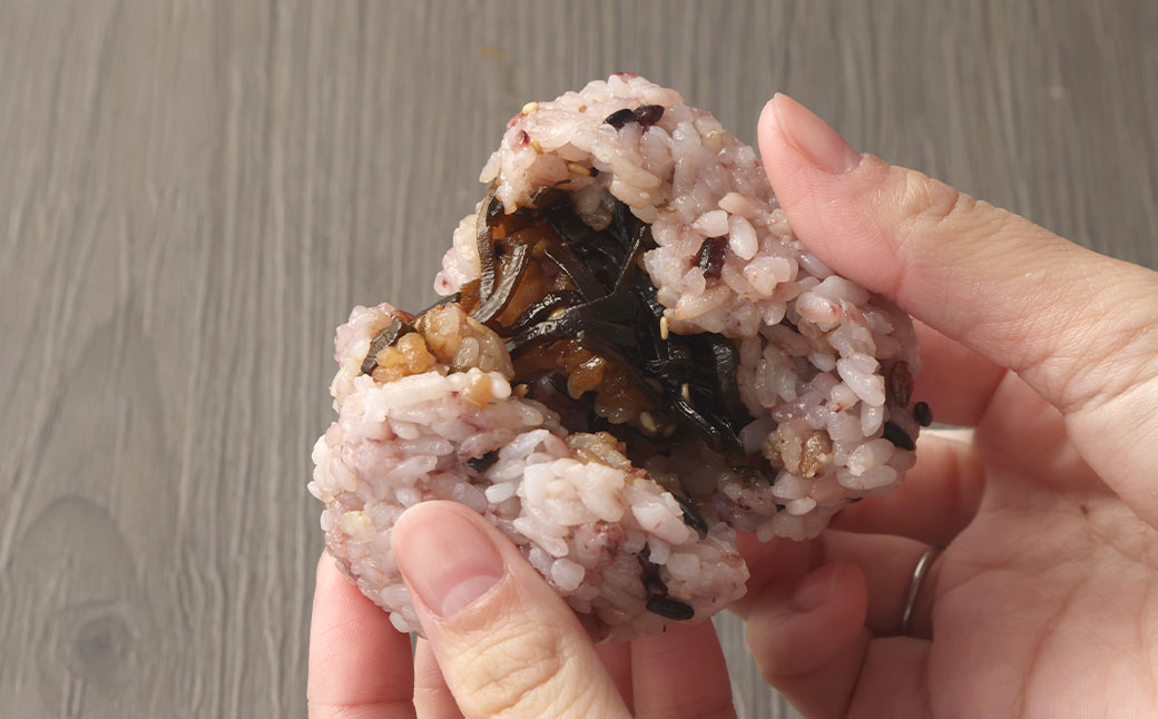 五穀米おにぎり（昆布） 5個×18パック 計90個