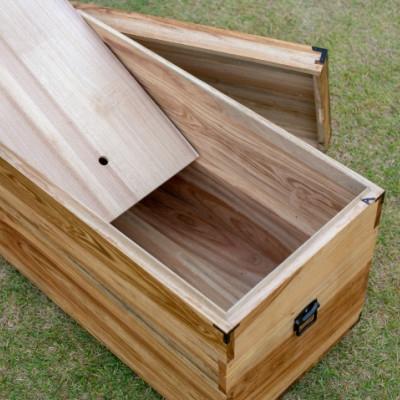 ふるさと納税 南さつま市 【家具職人が天然木で作りあげた】衣装箱(楠・桐) 市耒家具店 南さつま市 |  | 01
