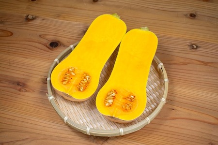 【2025年10月以降順次スタート】「篠来たる」オーガニック野菜(7種ほど)と玄米２kgの定期便 ※3・4月農閑期のみ丹波篠山産の加工品 | 兵庫県 丹波篠山市 自然派 げんまい おいしい お米 コシ