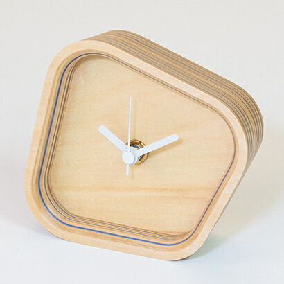 【ふるさと納税】木製 置き時計 ブルー ウッドデザイン賞受賞 ペーパーウッド 時計 置時計 アナログ おしゃれ かわいい 雑貨 日用品 北海道 芦別市