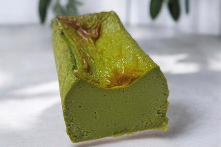 極上とろ生チーズケーキ（プレーン＆抹茶） 各1個（470g）ずつ