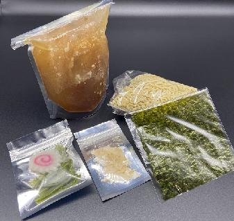 ［六味亭］焼きあご香る！博多あごだし中華そば 3食 + 万能極旨あごだし RK003-1