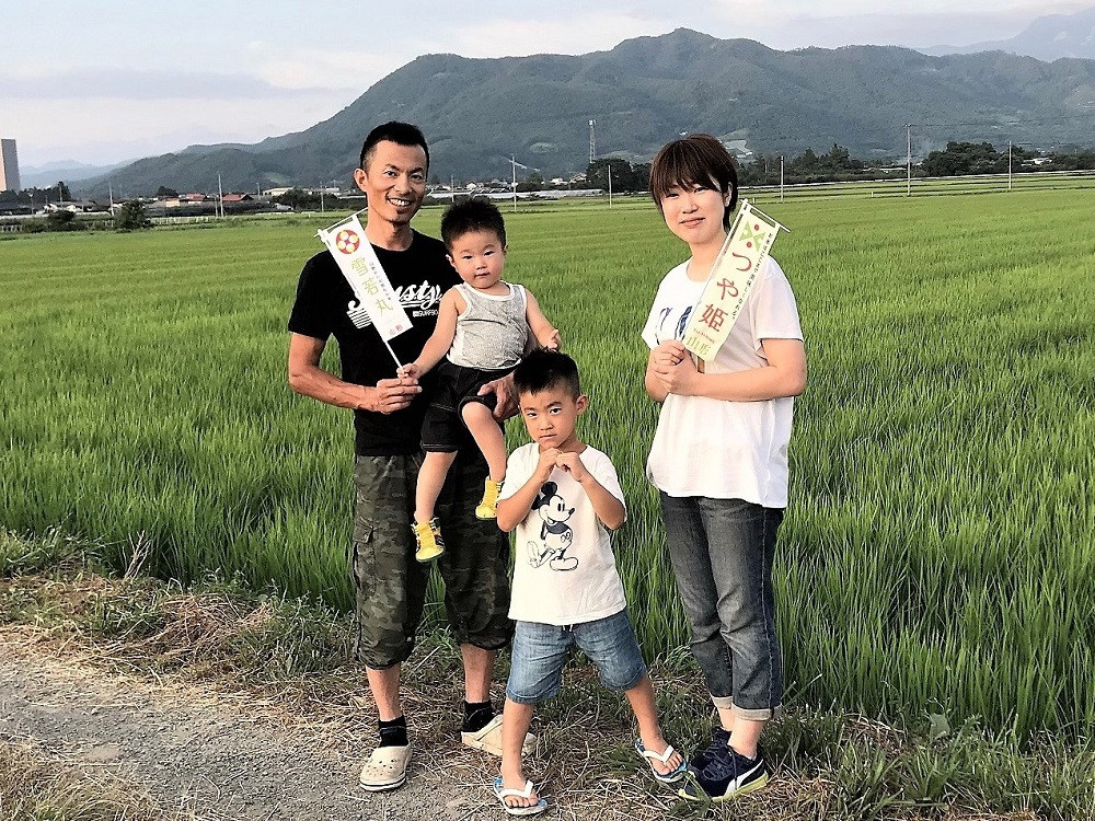 
            【２０２５年１１月～発送】令和７年産　はえぬきとつや姫の食べ比べ（精米）各５ｋｇ　0079-2529
          