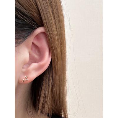 ふるさと納税 甲府市 K18 小枝モチーフピアス(PE8058) |  | 02