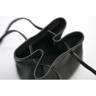 ふるさと納税 益子町 巾着バッグ(S)ブラック |  | 02