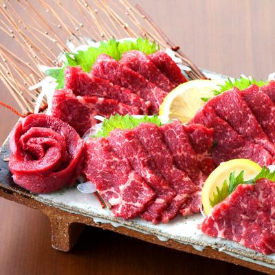 ふるさと納税 菊池市 【馬刺し】熊本直送　霜降り(トロ)ブロック　200g(100g×2個)(菊池市)