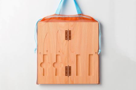 H44-34 「?.」 KITEN 折りたたみ式ヒノキまな板 包丁セット（折りたたみ式まな板・ペティ・小出刃セット）　収納バッグ（メッシュバッグ入り）付